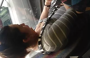 婊子带她的朋友去检查并让她挺举